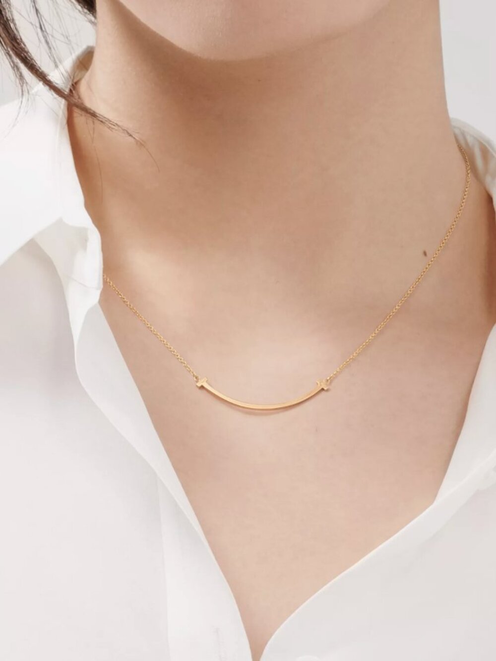 Tiffany & Co. T Smile Pendant Necklace Small 18K Rose Gold